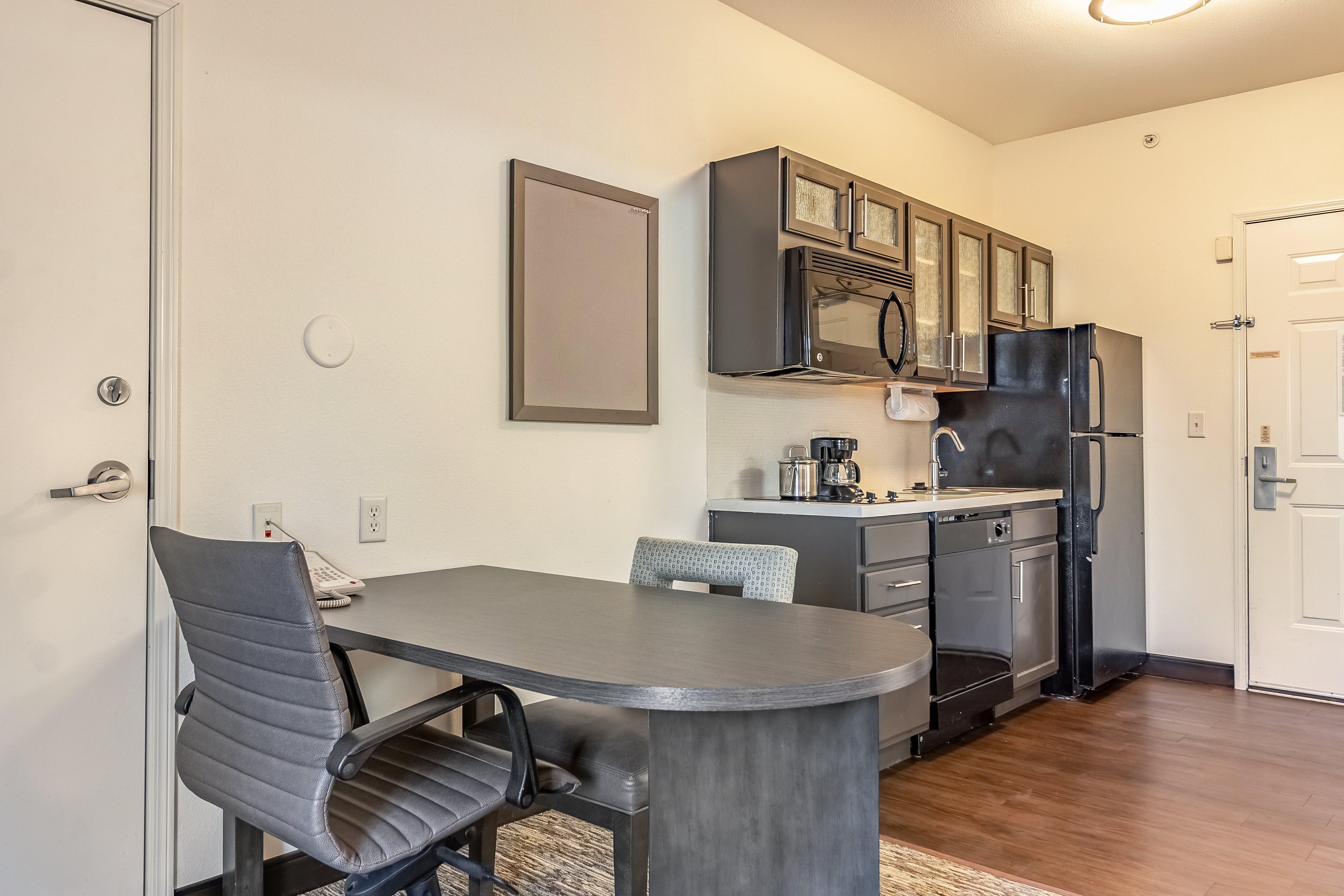 Candlewood Suites Lincoln By Ihg Esterno foto