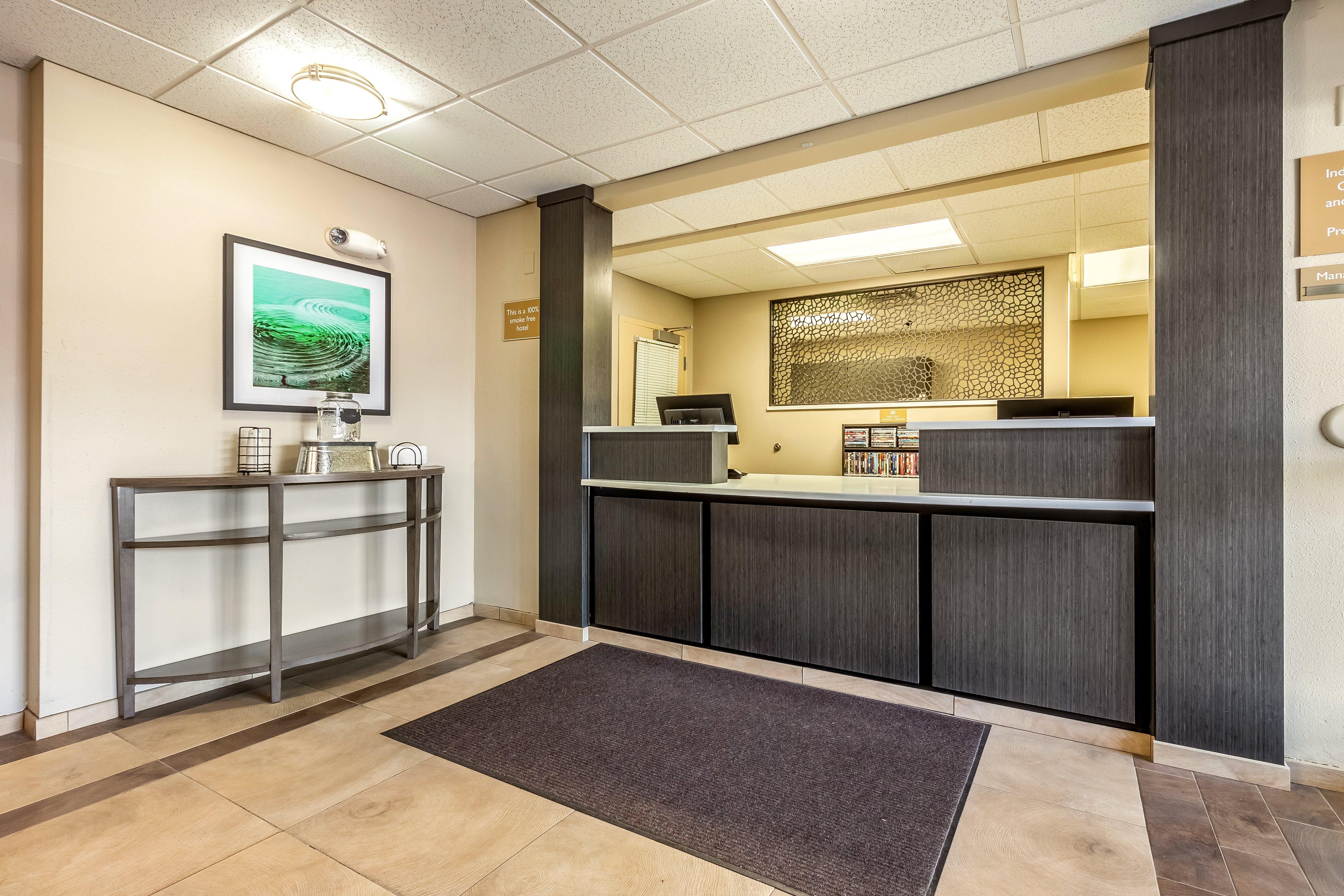 Candlewood Suites Lincoln By Ihg Esterno foto