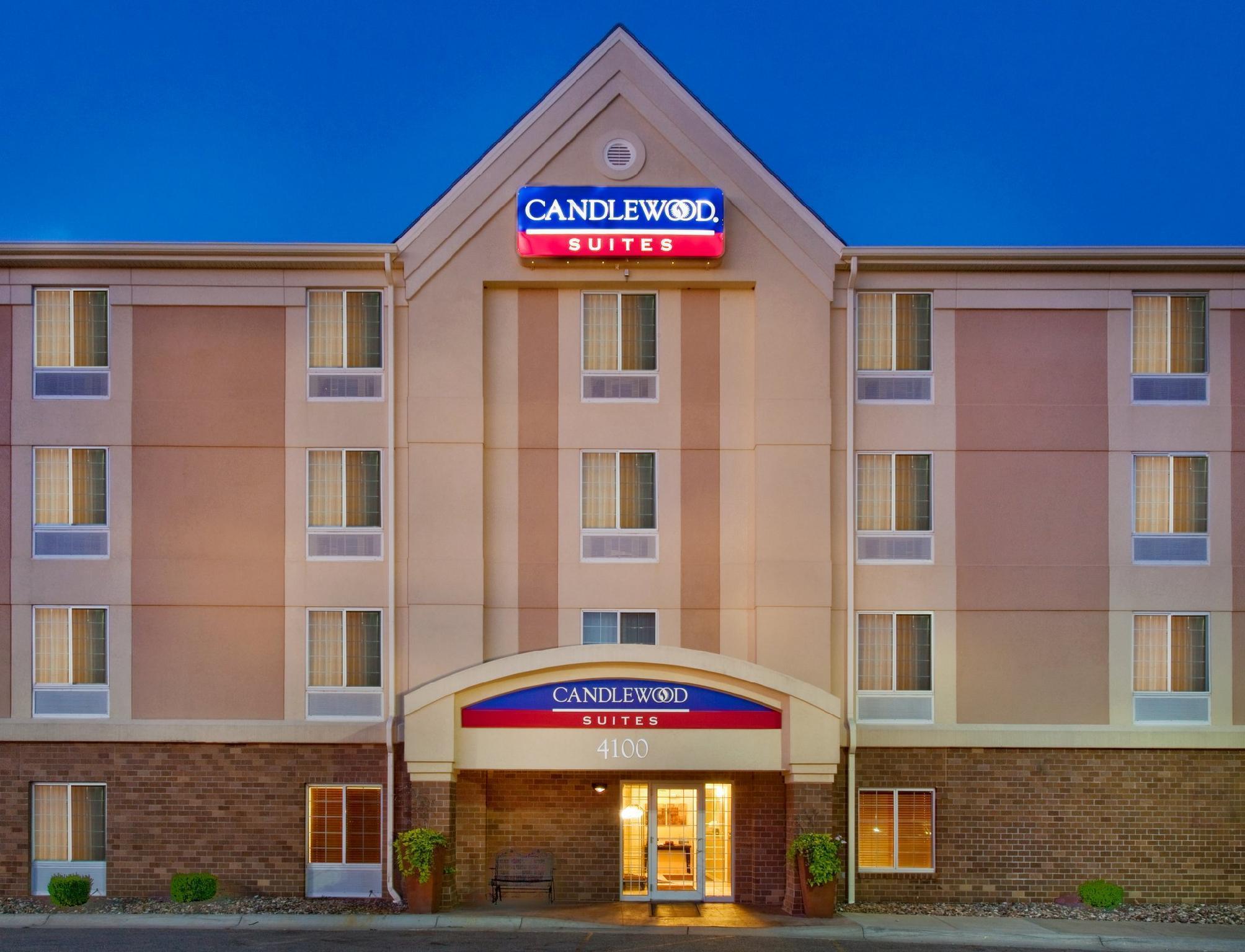 Candlewood Suites Lincoln By Ihg Esterno foto
