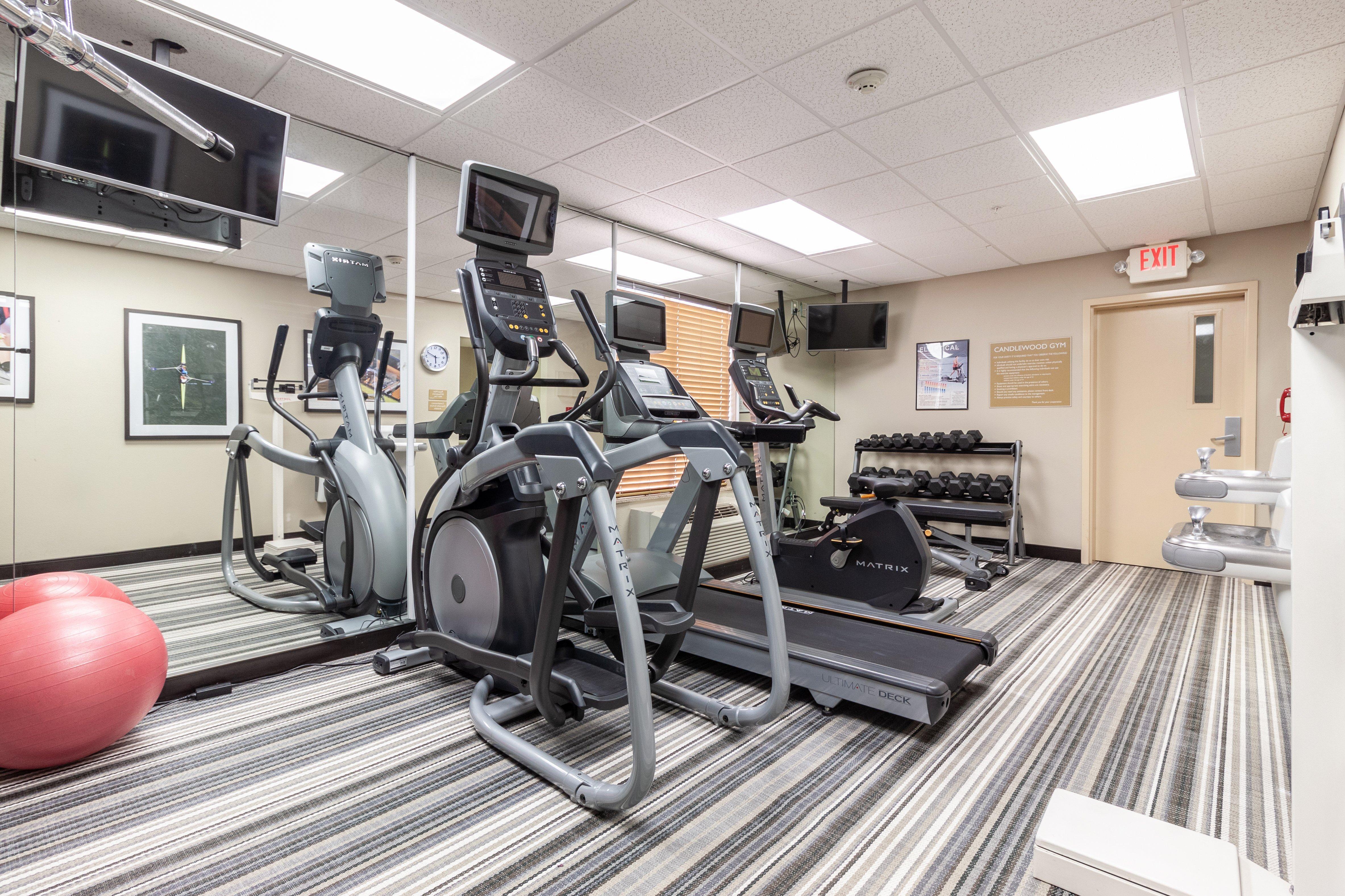 Candlewood Suites Lincoln By Ihg Esterno foto