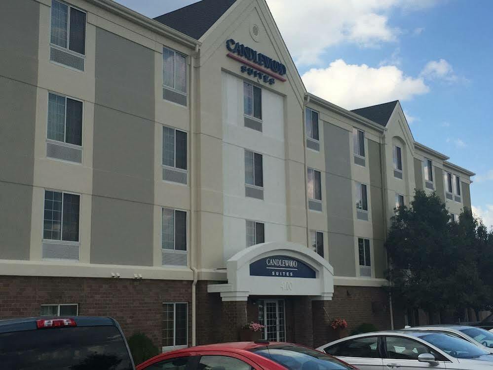 Candlewood Suites Lincoln By Ihg Esterno foto
